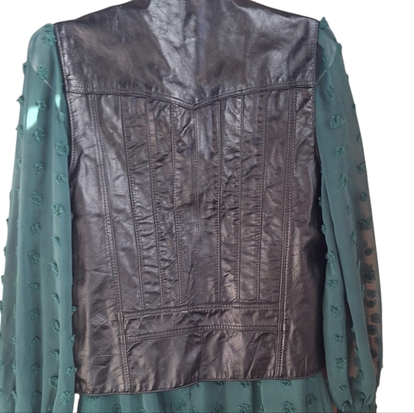 Womens Genuine Leather Black Vest 4 Buttons & Pockets Made In Mexico - Picture 4 of 9